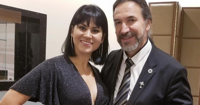 Así fue el inesperado encuentro entre la cantante cubana Jenny Sotolongo y Marco Antonio Solís
