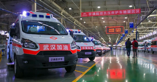 China dona a Cuba ambulancias Yutong que minimizan riesgos de contraer coronavirus