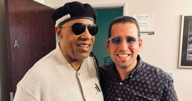 Alfredo Rodríguez Jr. comparte escenario con Stevie Wonder: "Profundamente honrado"