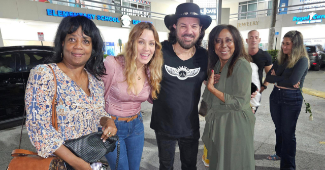 Irela Bravo se reencuentra con artistas y amigos en Miami 
