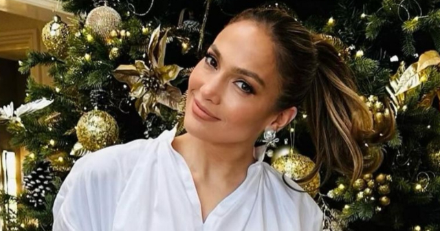 La Navidad llega a lo grande a la mansión de Jennifer Lopez y Ben Affleck: Así es su deslumbrante árbol para este 2023
