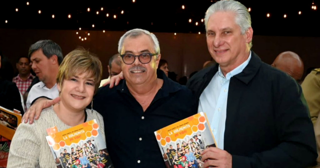 Director de La Colmenita dedica libro a Díaz-Canel: “Presidente también de nuestros melíferos corazones”
