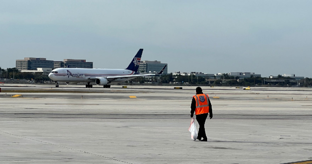 Aeropuerto de Miami ofrece puestos de trabajo con salarios entre 50,000 y 70,000 dólares al año