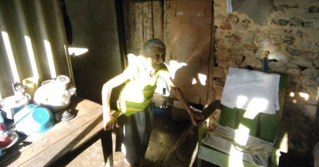 Ancianos cubanos viven en la extrema pobreza en Holguín