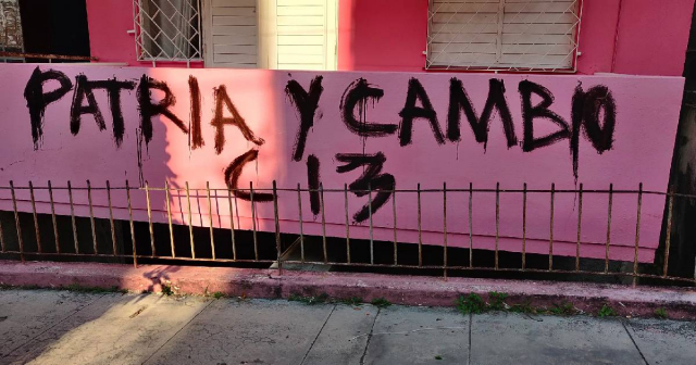 Aparecen carteles contra el régimen en La Habana y Artemisa