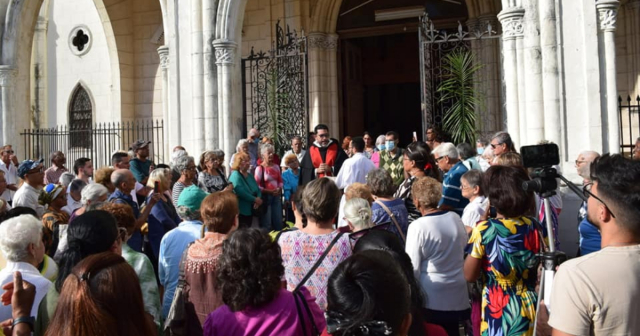 Gobierno prohíbe procesión de Semana Santa por las calles del Vedado