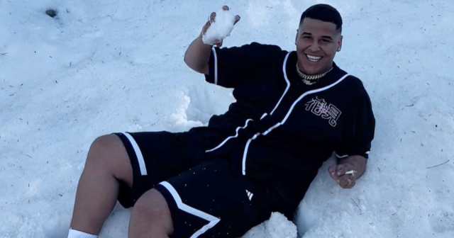 Dany Ome cambia el calor de Miami por el frío de Colorado y disfruta de la nieve en plena primavera