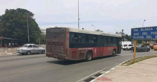 Denuncian cobros indebidos en transporte público de La Habana