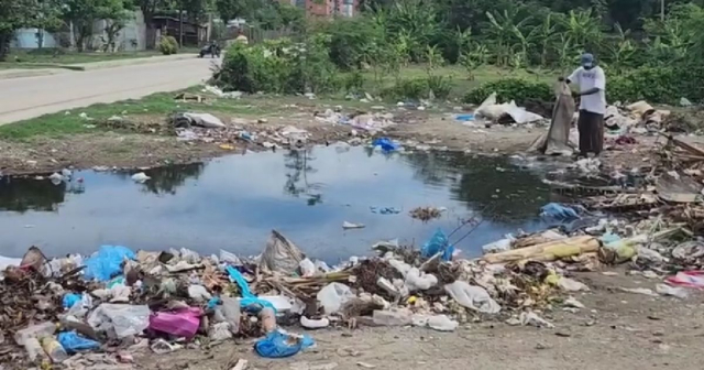 Aguas albañales y basura: La realidad de algunos barrios de Santiago de Cuba