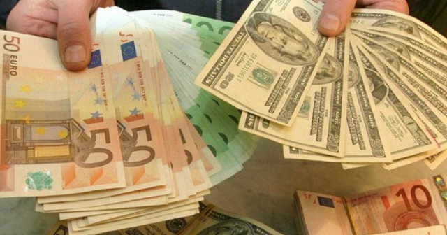 Nueva jornada de retroceso para el dólar y el euro en Cuba