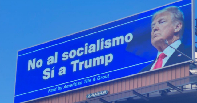 Cubanos pagan valla publicitaria a favor de Trump en Miami