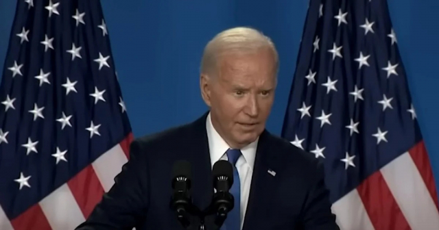 Biden se refiere a Kamala Harris como "vicepresidenta Trump" en una rueda de prensa