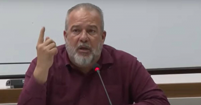 Régimen cubano busca "corregir distorsiones" en la gestión no estatal