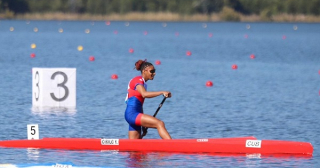 Cubana Yarisleidis Cirilo pasa a semifinales del canotaje en París