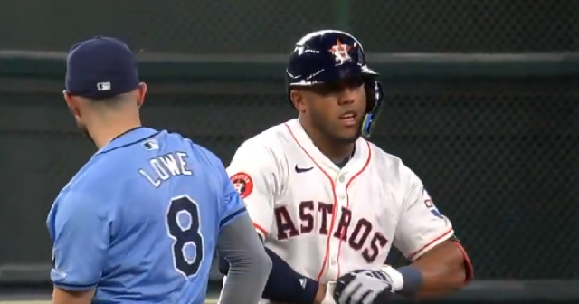 Cubano Pedro León defenderá a Estrellas Orientales en béisbol invernal de República Dominicana