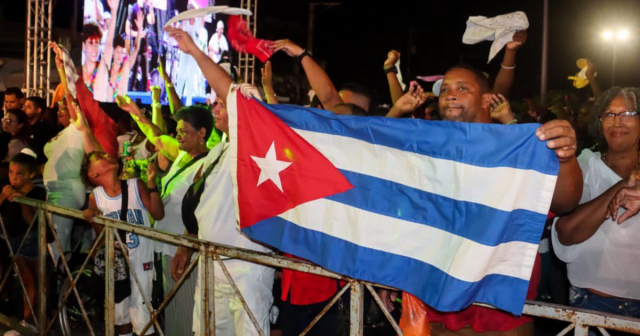 "Un mar de juventud": Díaz-Canel celebra escasa asistencia a homenaje a Fidel Castro