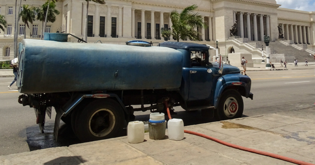 Se agrava crisis del agua en La Habana: "Así no se vive"