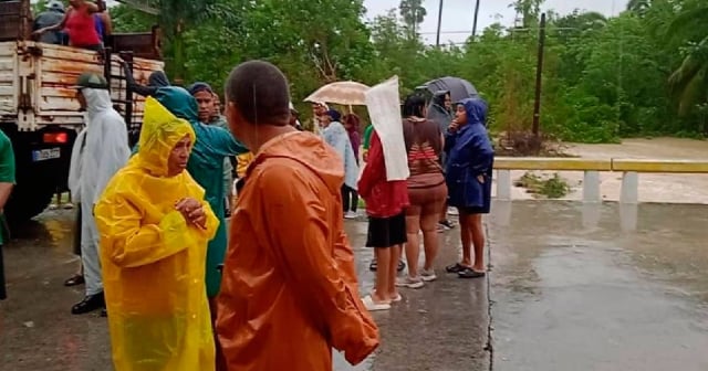 Alertan sobre probable aumento de enfermedades tras inundaciones en Guantánamo