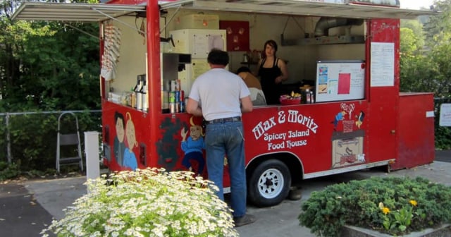  Cubanas en Tampa muestran el montaje de su food truck: "Apenas llevamos dos años en EE.UU."