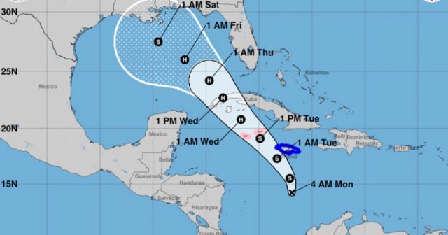 Posible ciclón tropical 18 se organiza en el Caribe: Impactaría el occidente de Cuba como huracán