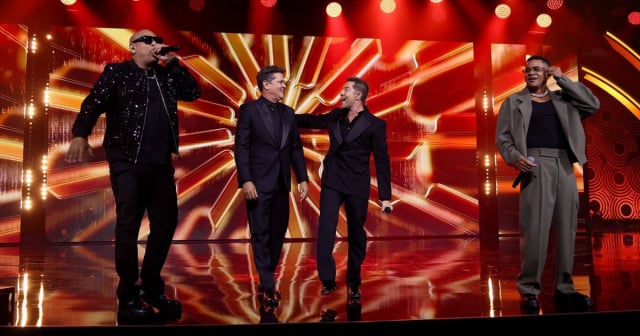 Gente de Zona y David Bisbal rinden homenaje a Carlos Vives como Persona del Año en los Latin Grammy