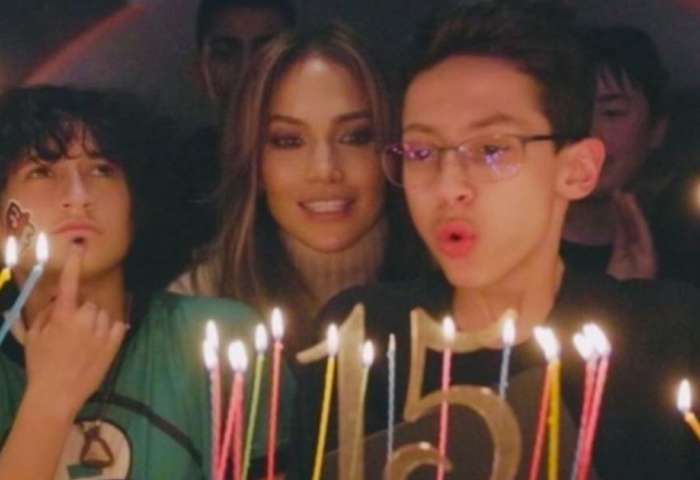 jlo y marc anthony niños 2023