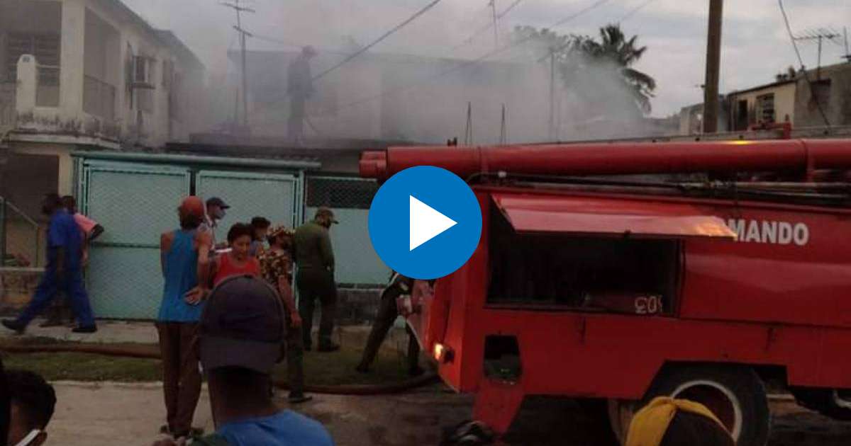 Incendio en el Reparto Martí © Facebook / ACCIDENTES BUSES & CAMIONES por más experiencia y menos víctimas!