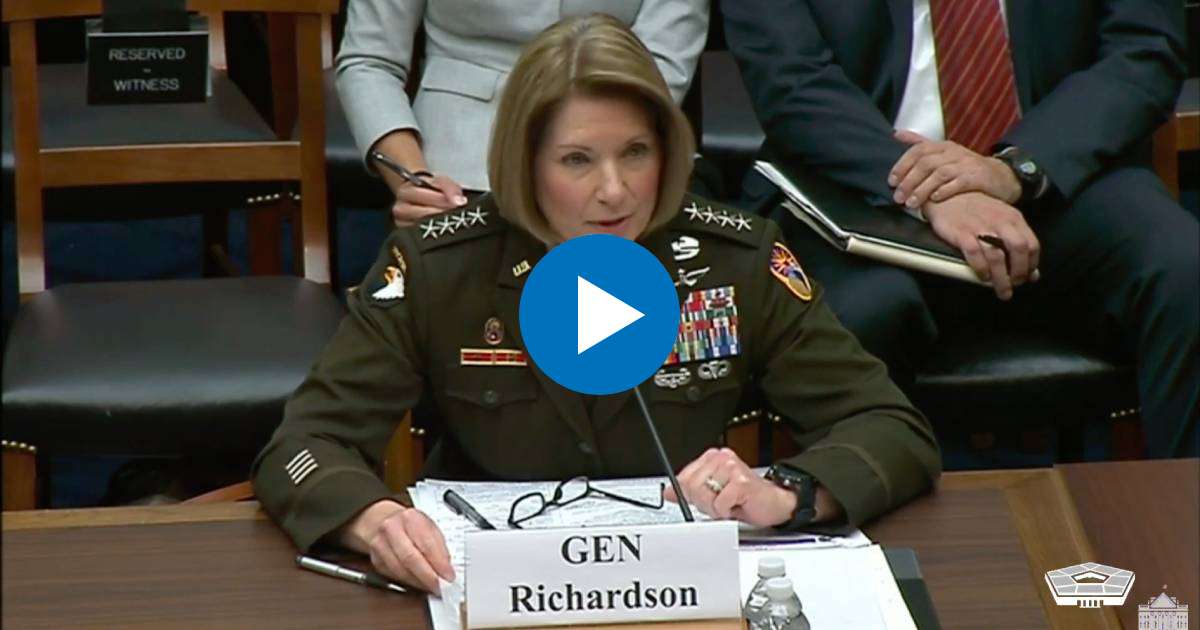General Laura Richardson © Captura de video / Youtube