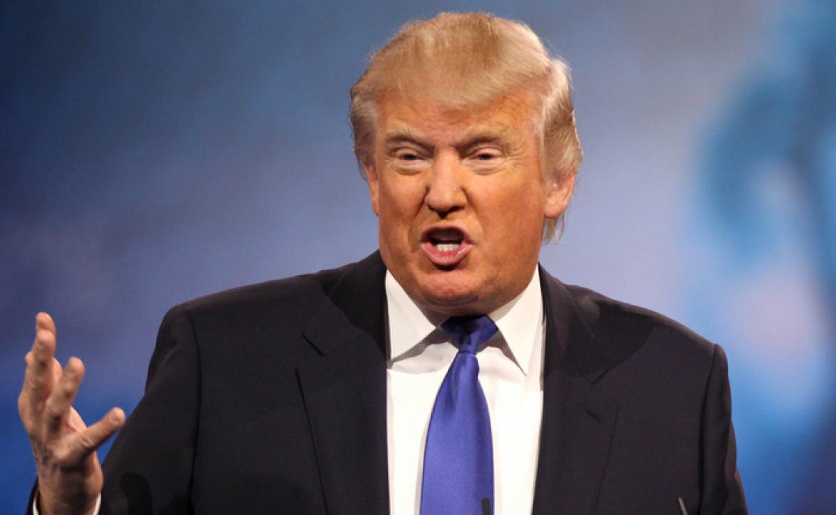 Trump se defiende tras polémicas declaraciones: