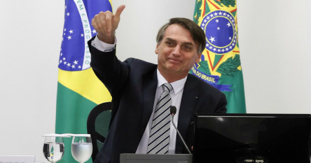 Bolsonaro dice que Ejército de Brasil no tiene interés en realizar una intervención en Venezuela