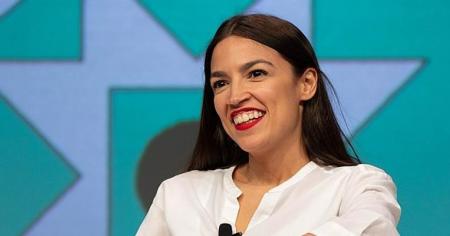 Demócrata Alexandria Ocasio-Cortez es reelegida como congresista por Nueva York