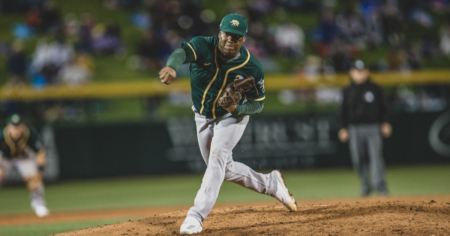 Derecho cubano Miguel Romero podría debutar hoy en Grandes Ligas