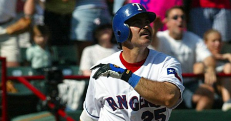 Cubano Rafael Palmeiro vuelve a las boletas del Salón de la Fama del Béisbol