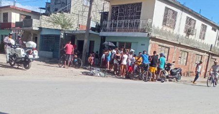 Dos menores heridos en choque entre moto y bicicleta eléctricas en Bayamo