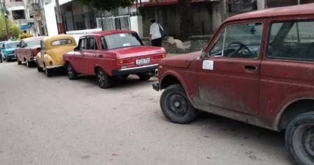 Fin del año negro: Colas para comprar combustible se extienden hasta seis cuadras en La Habana 