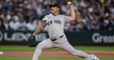 Yankees de Nueva York traspasan al cubano Néstor Cortés a los Cerveceros de Milwaukee