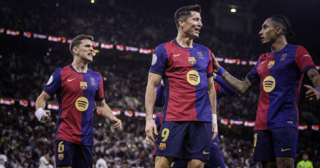 Barcelona destroza al Real Madrid y levanta la Supercopa de España