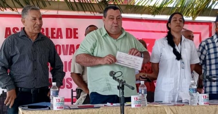 Régimen cubano insiste en fortalecer el cooperativismo socialista como solución a crisis de producción agropecuaria