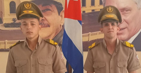 Cadetes devuelven mochila extraviada en La Habana con más de 5 mil euros y 3 mil dólares