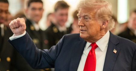 Trump firma orden relacionada con el precio de los medicamentos y el Medicare