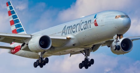 Vuelo de American con destino a Miami retorna de emergencia al aeropuerto de Buenos Aires: Esto es lo que se sabe 