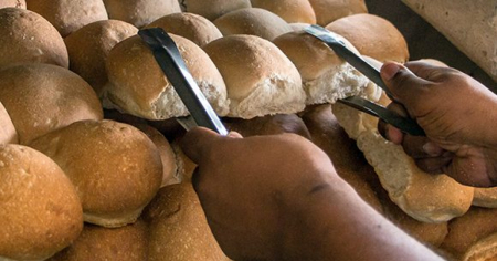 Crisis con el pan de la bodega en Cuba