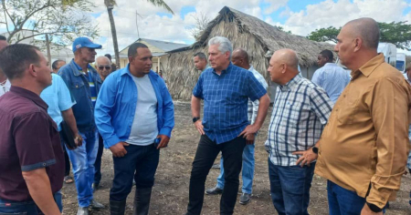 Díaz-Canel insiste en "trabajar duro" para superar la crisis económica en Cuba