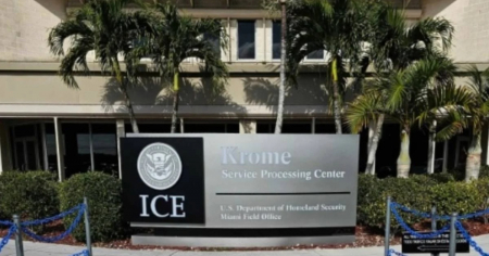 Alerta por muertes bajo custodia en el principal centro de detenciones de ICE en Florida 