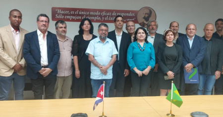 Cuba firma acuerdo para exportar productos farmacéuticos a Brasil