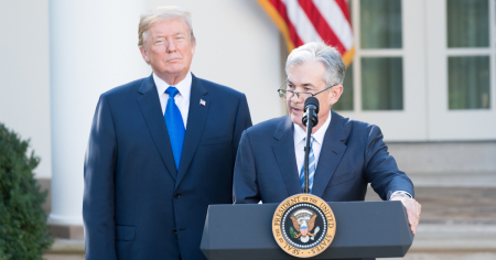La Reserva Federal se planta ante Trump y advierte sobre daño económico de los aranceles