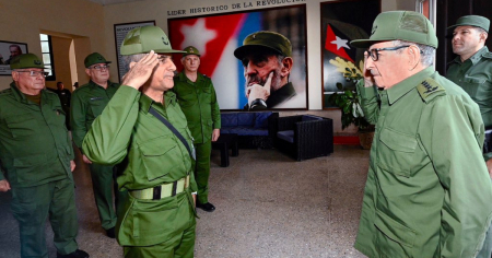 Régimen cubano afirma que EE.UU. busca derrocarlo por la fuerza: “Solo falta la agresión militar”