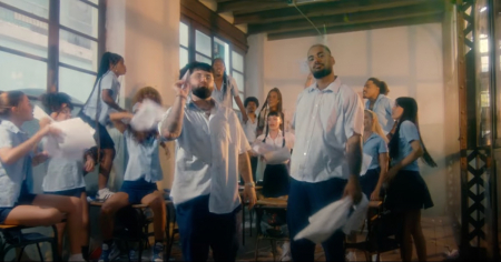 "Pa los tiempos del pre": Charly & Johayron regresan a un preuniversitario para el videoclip de "El Fallo"