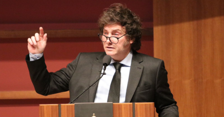 Javier Milei endurece la política migratoria en Argentina