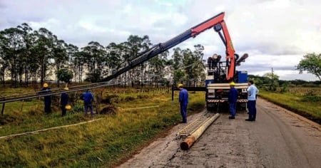 ¡No fue un tornado! Misterioso viento tumba postes y causa confusión en Matanzas